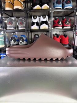 Yeezy Slide YS-01 Fudge