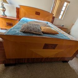 Queen Size Bed Frame And Nightstands 