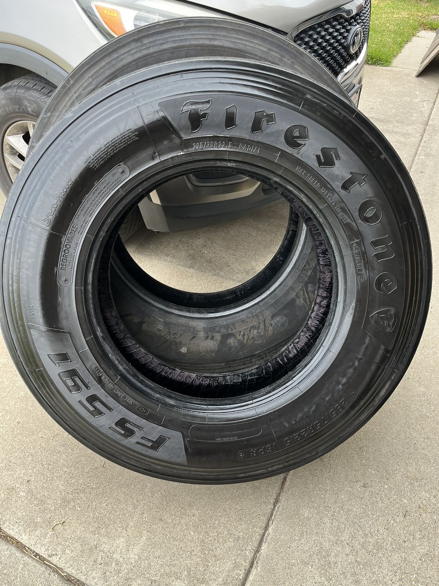 Firestone 295/75/22.5 for Sale in Rialto, CA - OfferUp