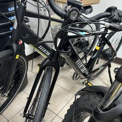Aventon E-bikes 