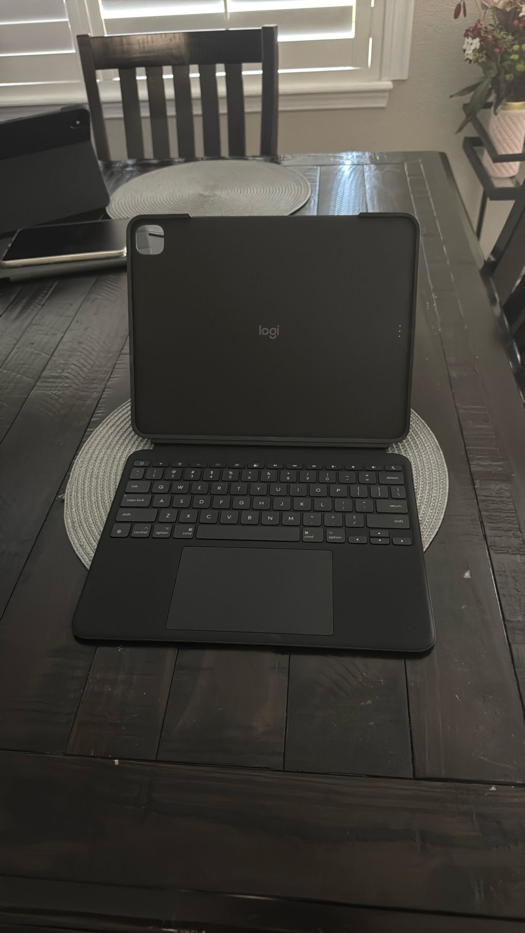 Logitech Combo Touch iPad Pro 13-inch (M4)(2024) Keyboard Case
