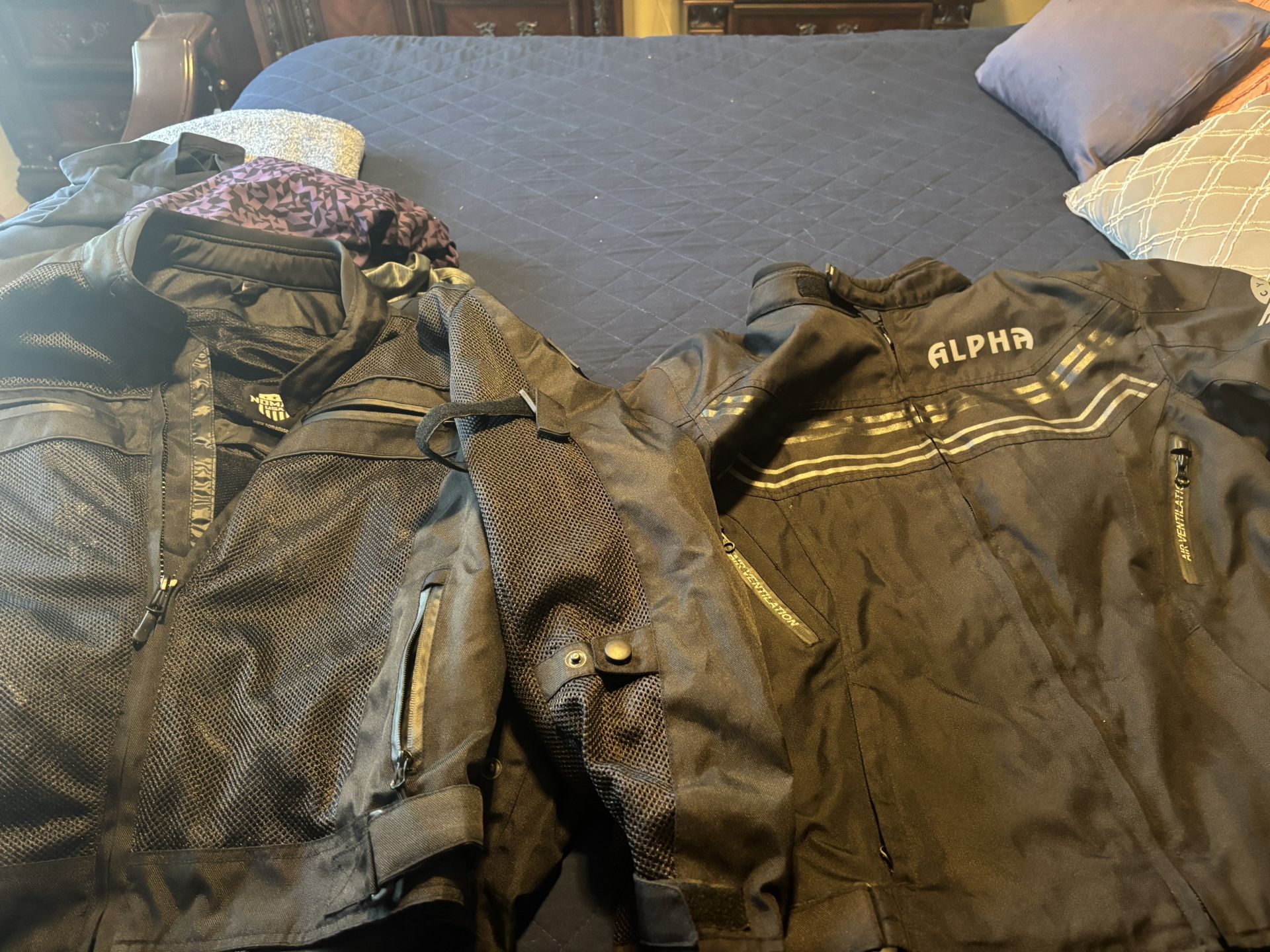 2 Chamaras Semi  Nuevas Y Pantalón De Motocicleta 