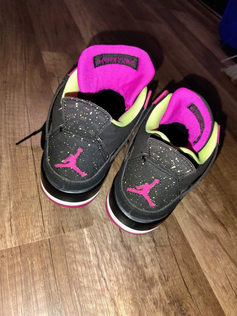 5y Jordan Retro 5s Fuscia And Lime
