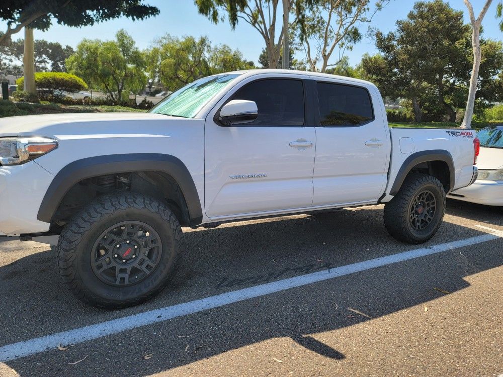 2017 Toyota Tacoma