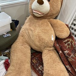 Giant 10 Ft Teddy Bear