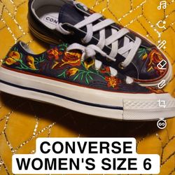 Embroidered Women's Converse