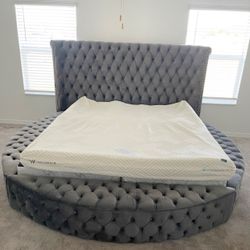 King size Bed 