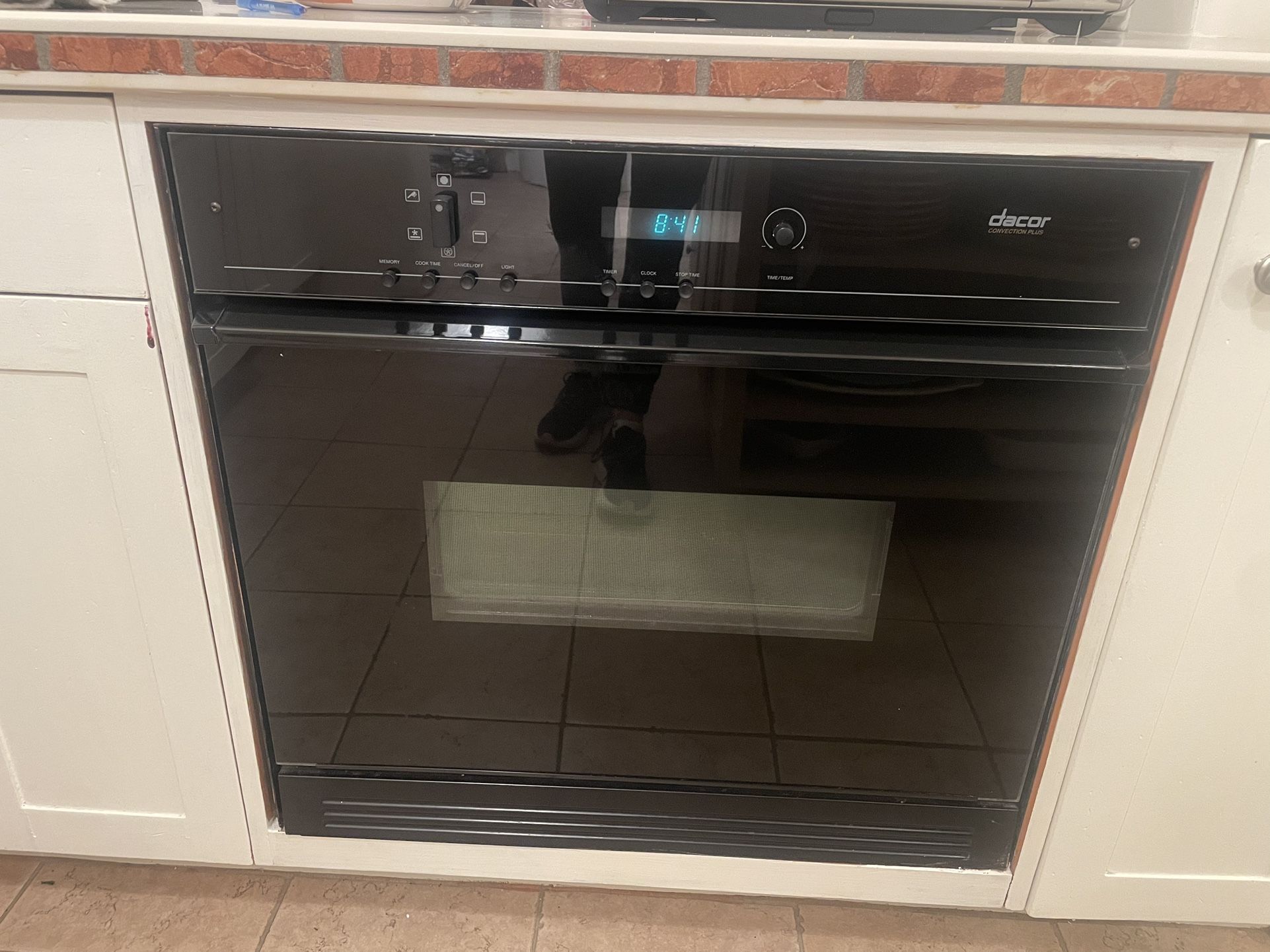 Decor Convection Plus 30” Built-In Wall Oven - Luxury Appliance