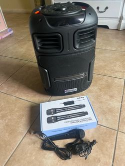 Speaker and Microphone Set