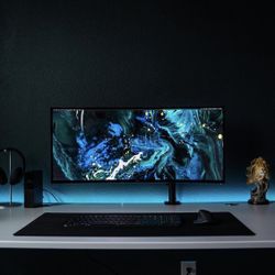 34” Ultrawide Monitor 