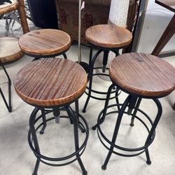 Set Of 4 industrial-style bar stools - Adjustable