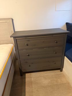 Wood dresser