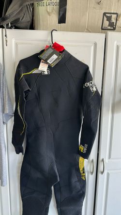 New Body Glove Wetsuit 3/2 MM Size Is XL