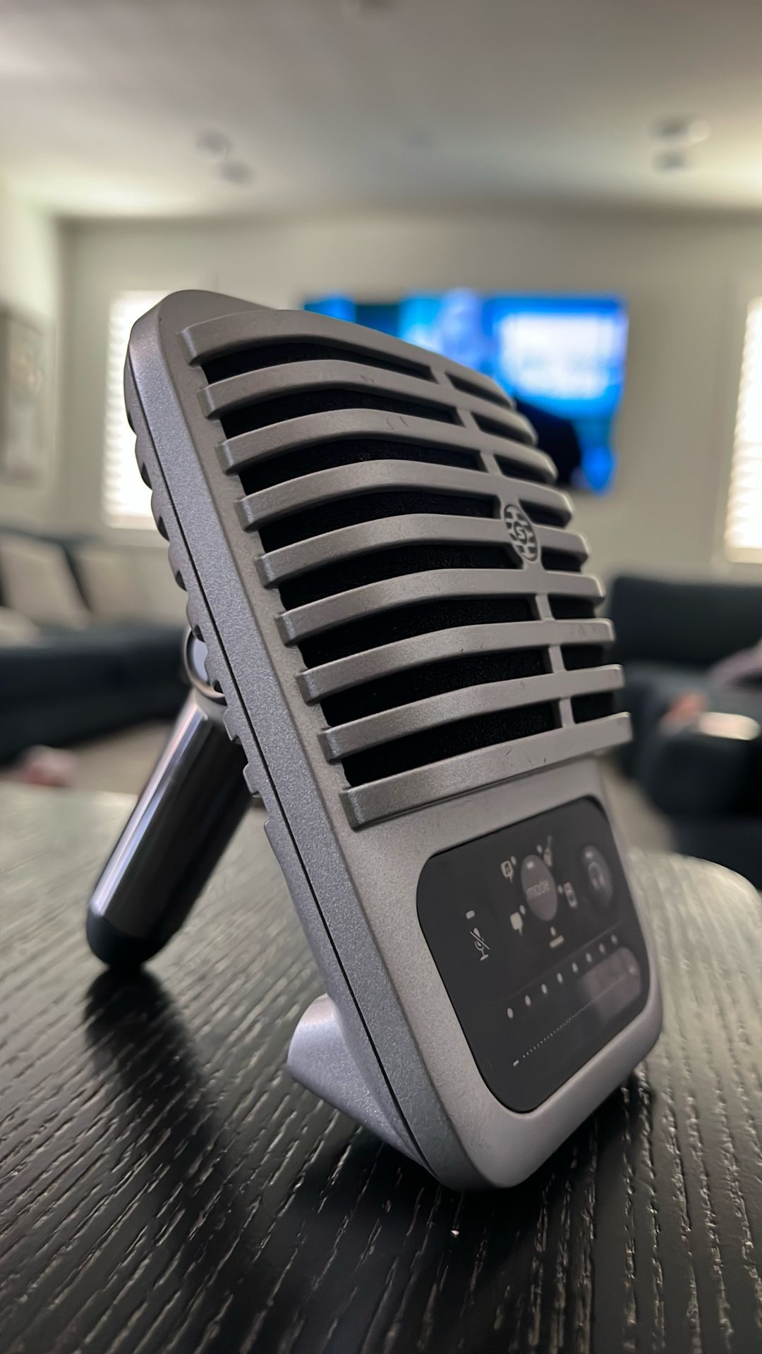 Shure MV51