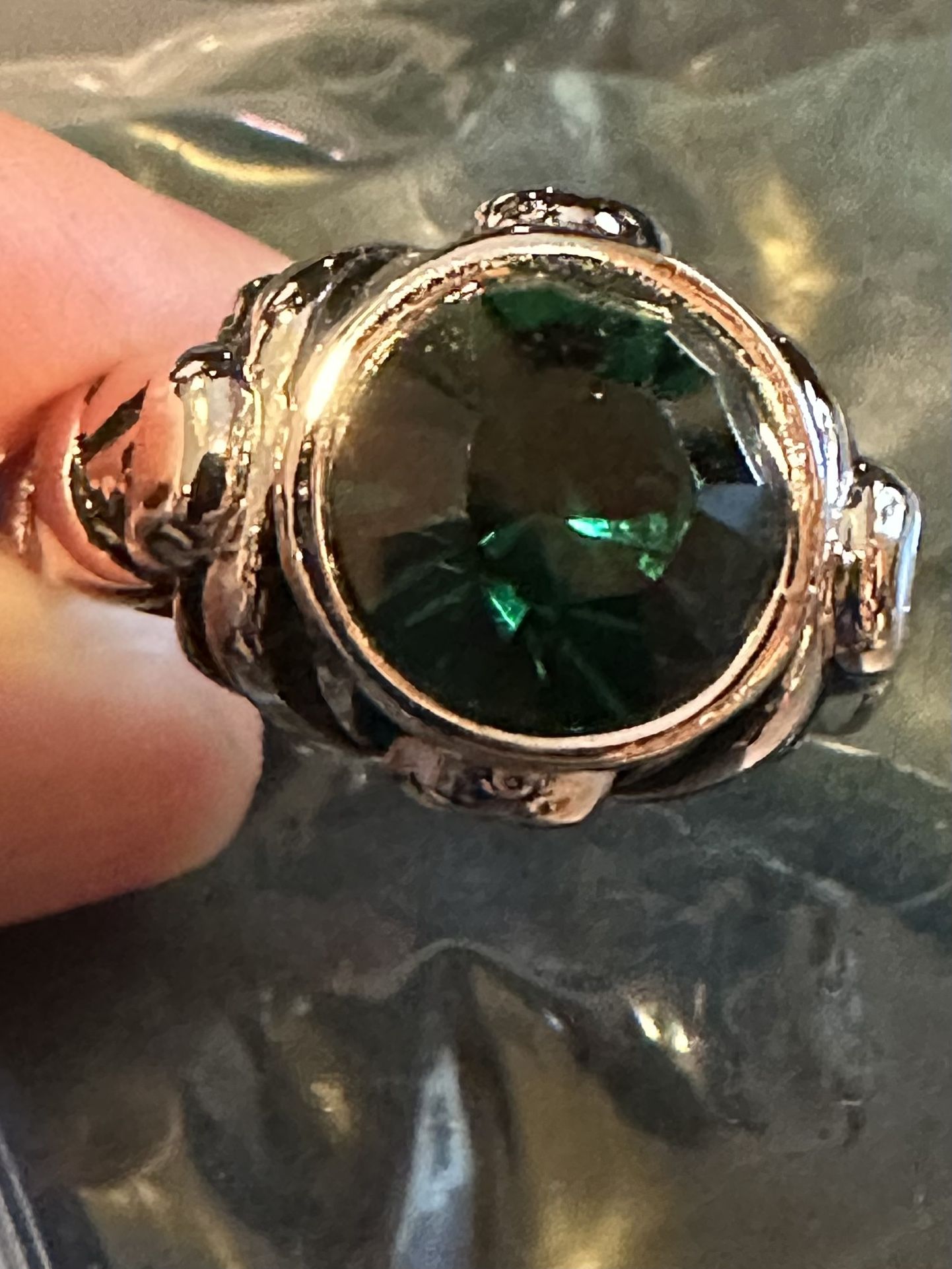 Pirates Of The Caribbean Jack Sparrow Green Skull Ring Green Stone - New