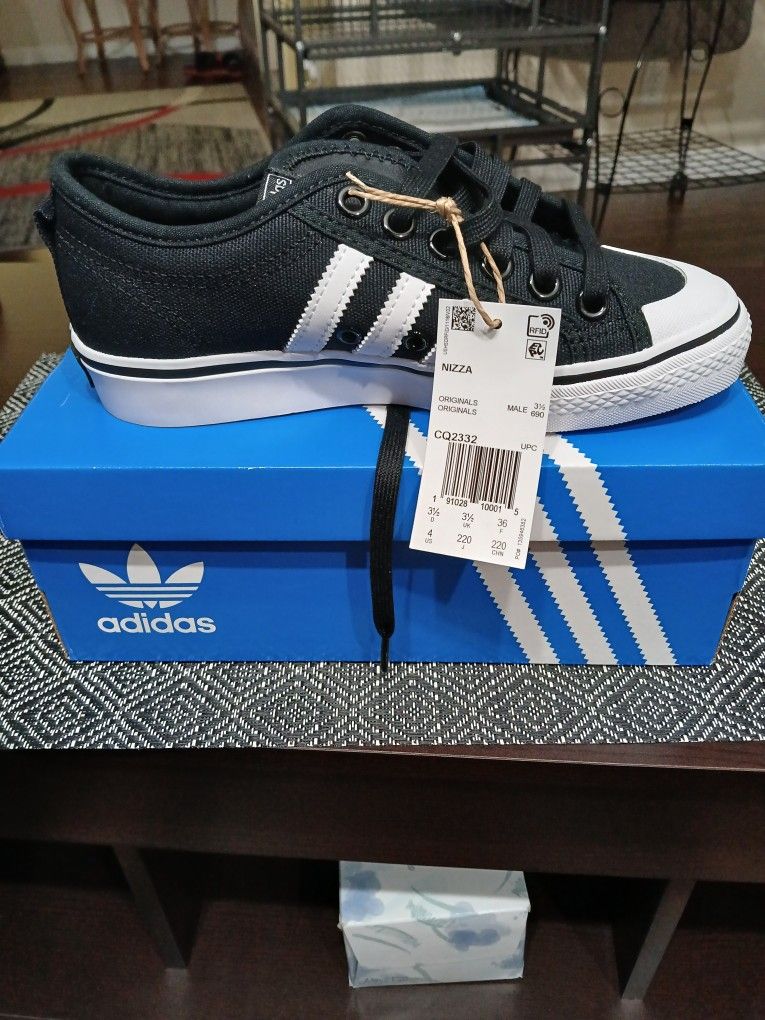 Adidas New Size 4 Nizza Guys