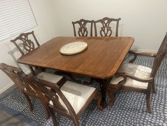 Formal Wood Dinning Table