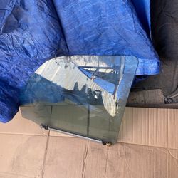 Ford Explorer Door Glass Left Front 95/01 