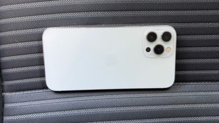 iPhone 12 Pro Max 128GB White — Factory Unlocked
