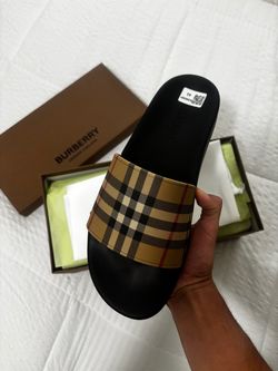 Brberry Slides