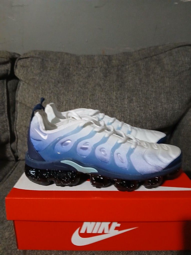 Air VaporMax Plus Nikes