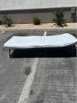 Folding Guest Bed with Mattress