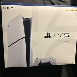 Brand new PS5 slim disc version