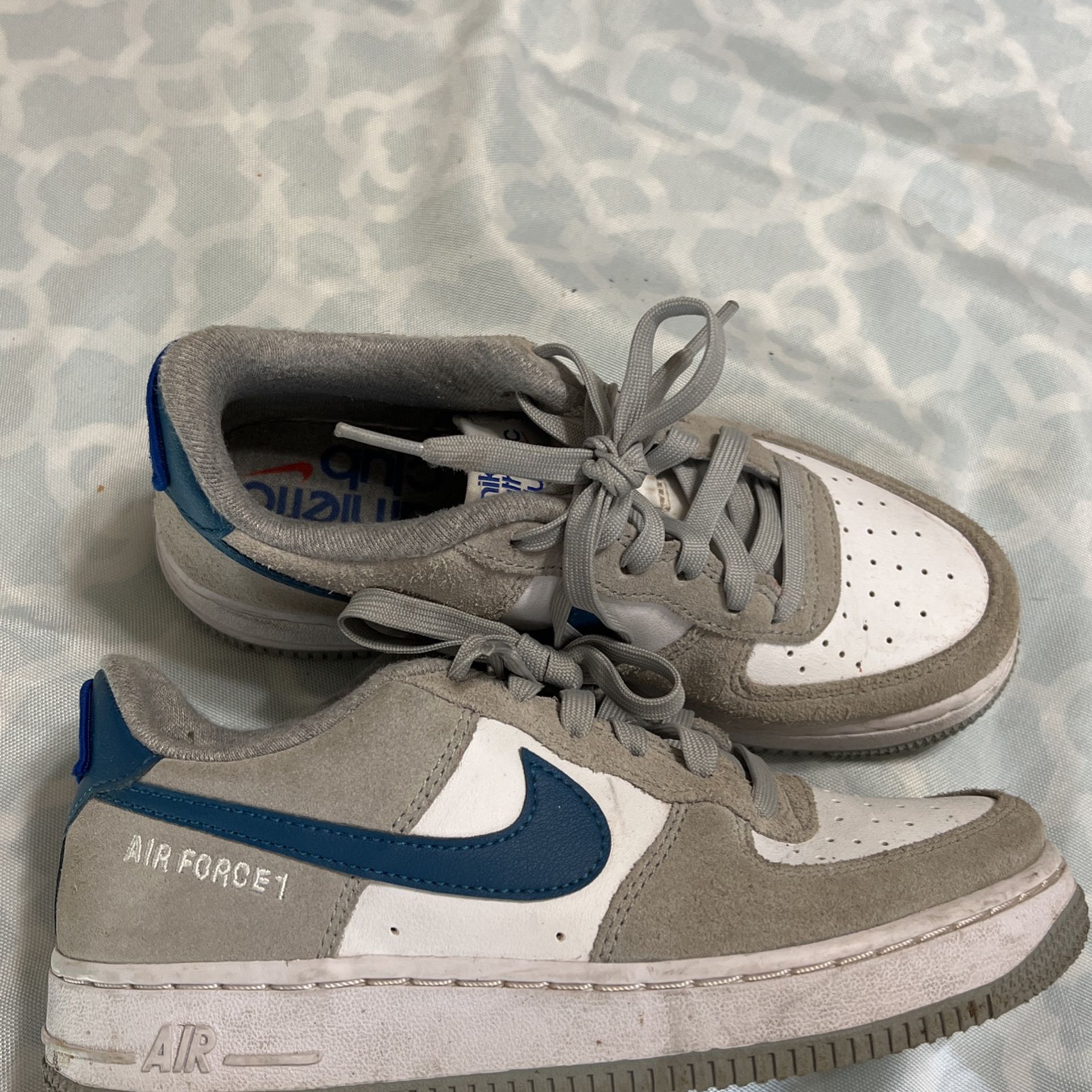 Nike Air Force 1 LV8 AF1 for Sale in Olympia, WA - OfferUp