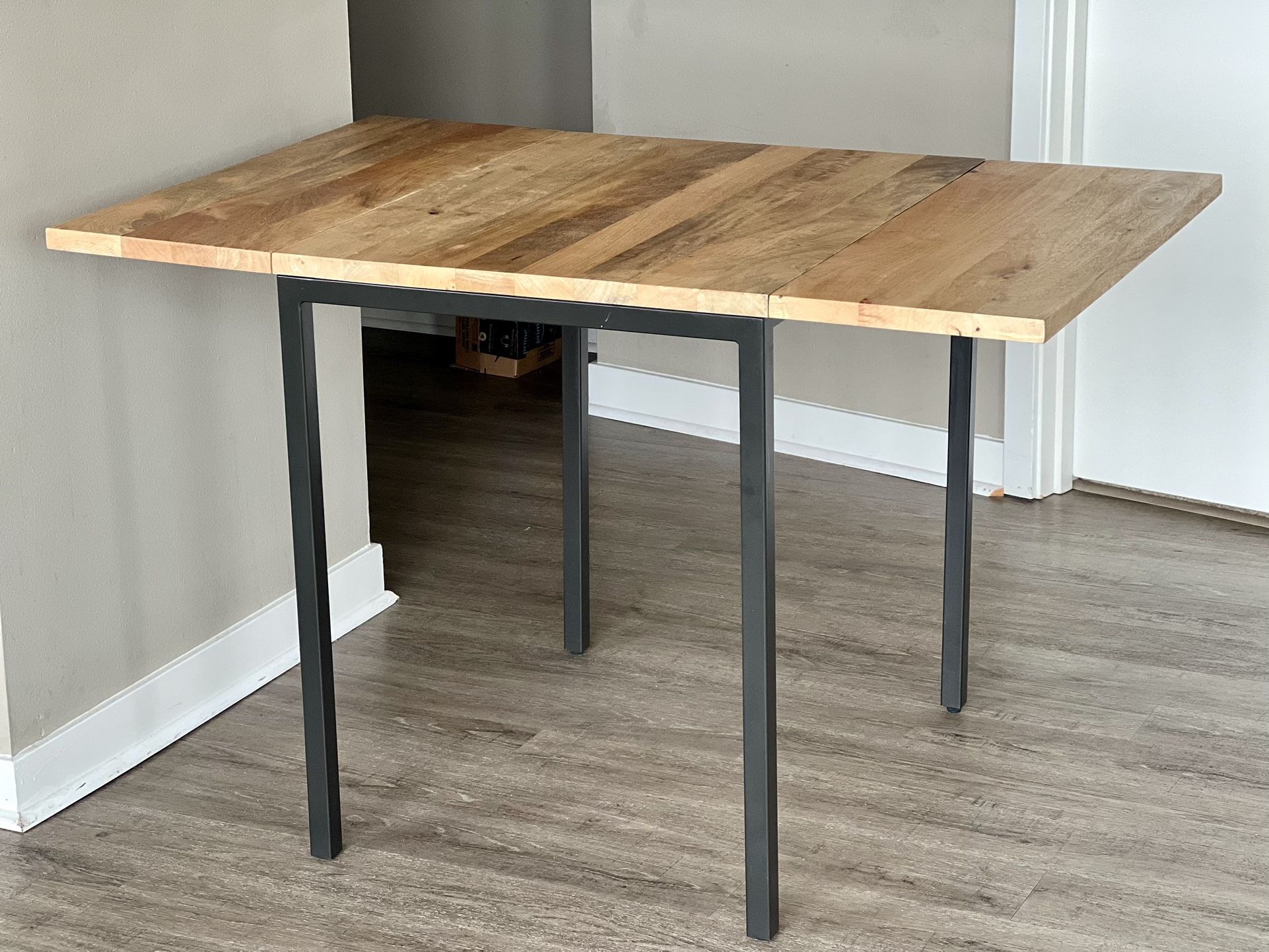 West Elm expandable dining table, CONTRACT GRADE