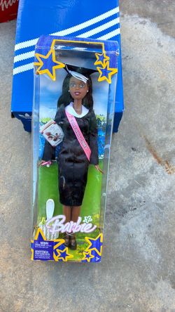 Barbie Graduation 2005 Doll in Box