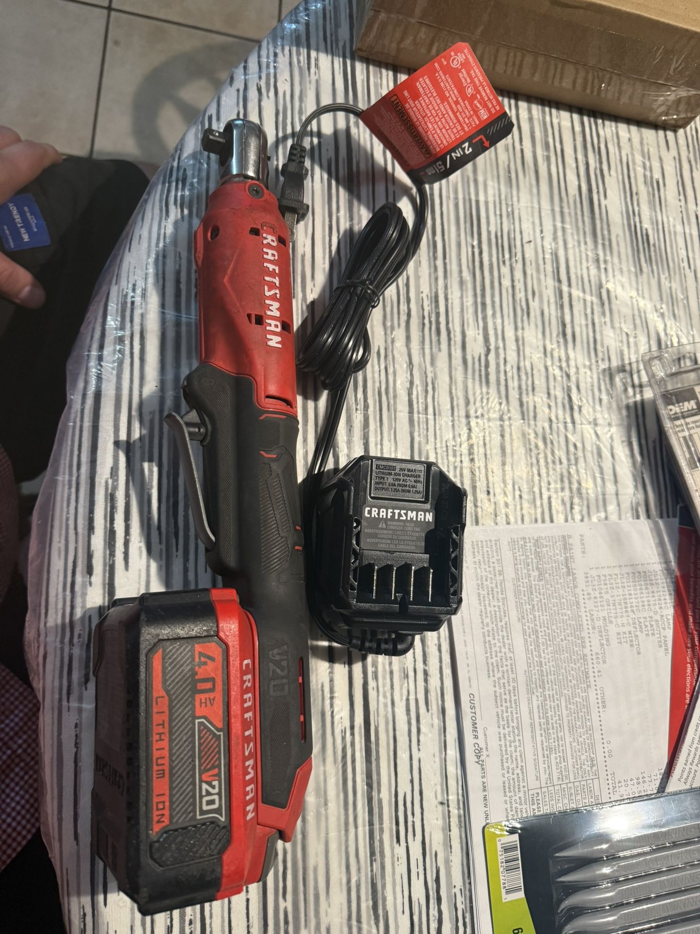 Craftsman 20v 3/8” ratchet with 4ah batt and charger $100 firm in n Lakeland great condition works great
