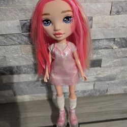 GuC Rainbow High 15"in Tall