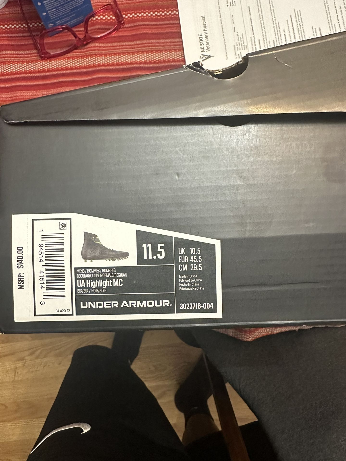 Under Armour Football Cleat