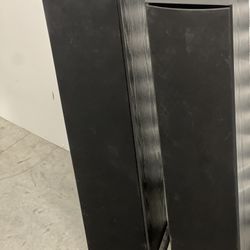 Polk Audio T50 Tower Floor Speaker Fully Functional. Used in good condition with some minor cosmetic blemishes. These blemishes are in the form 