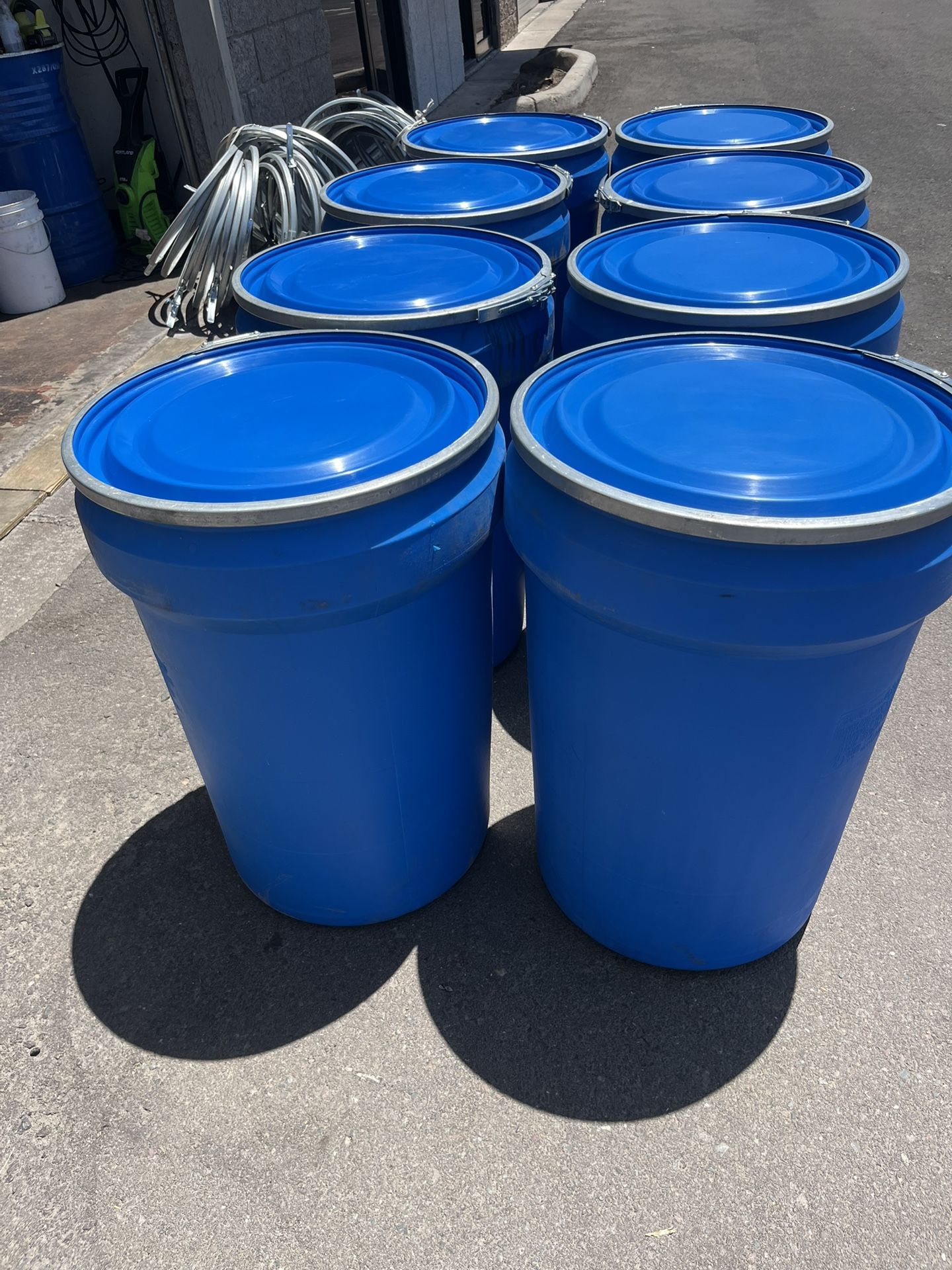 30 Gal Plastic Drum