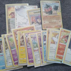 Pokemon Cards Celebrations, 4 Classic Celeb And 13 Holo Celeb