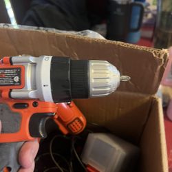 6 Black And Decker Drills No Batteries