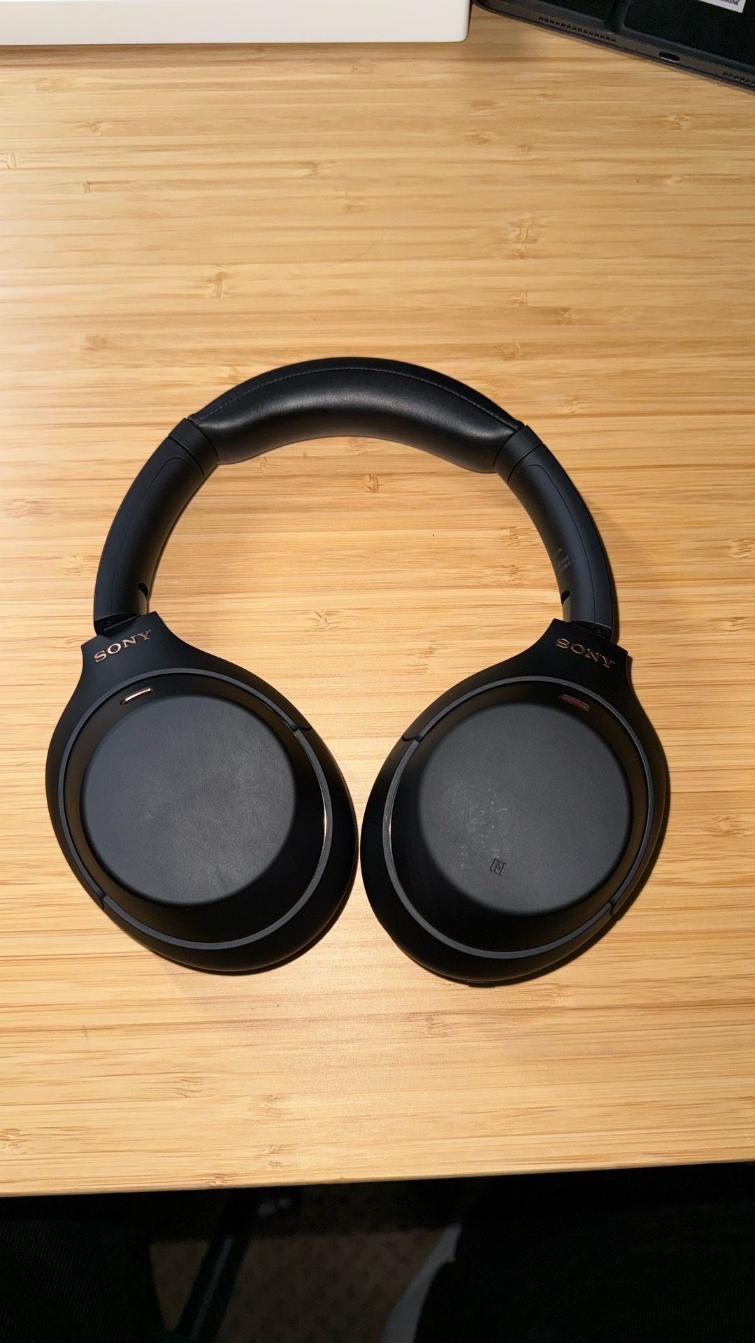 Sony XM4 Headphones