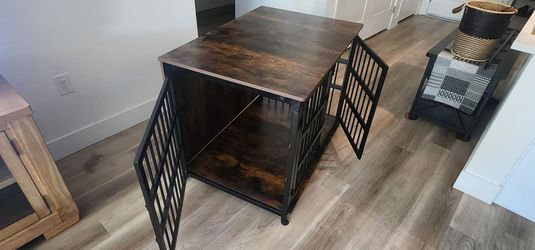 Large Dog Kennel