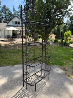 Iron shelf plant stand