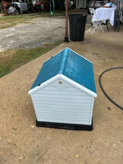 Dog house
