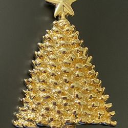 Gold Tone Christmas Tree Brooch