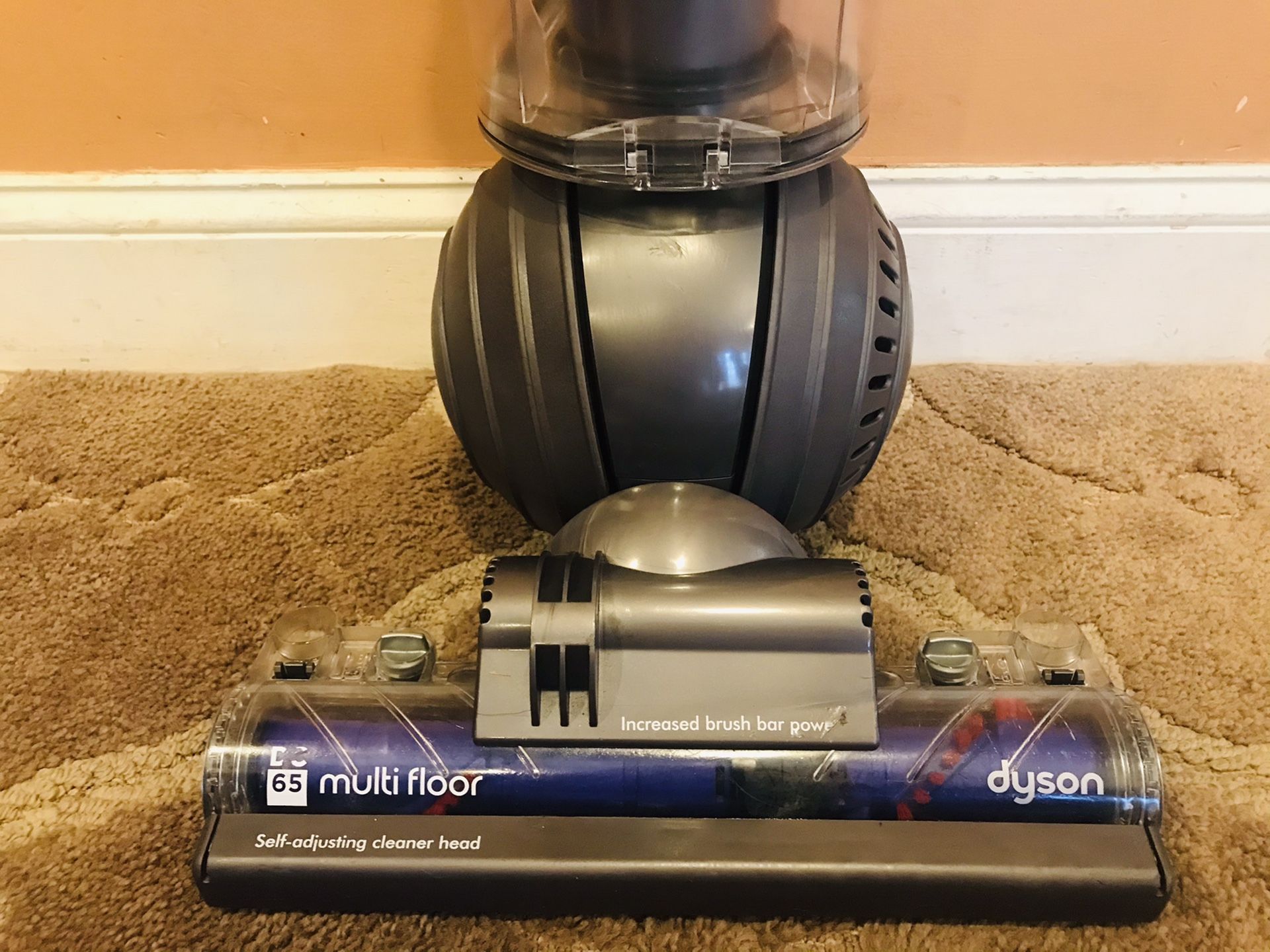Dyson Dc65 Ball Vacuum Cleaner for Sale in Raymond, NH OfferUp