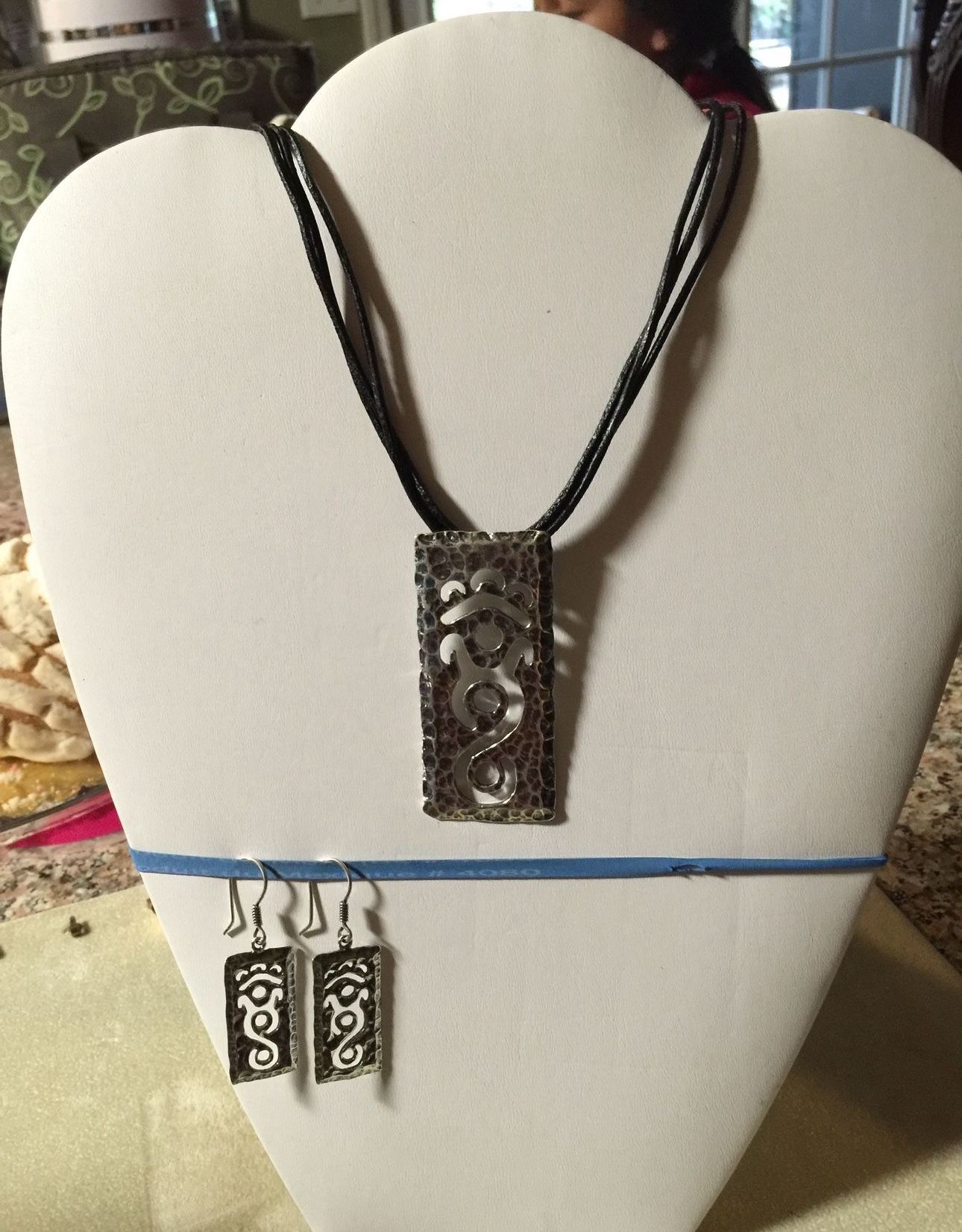 Valentine’s Day’s Beautiful Set Necklace And Earrings .925 Silver Hand Crafted  With Leather Lace