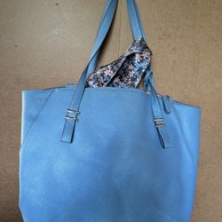 London Fog Large Tote Purse With Scarf