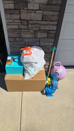 Free toys