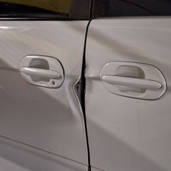 W T B.. 04 HONDA ODYSSEY DRIVERS DOOR