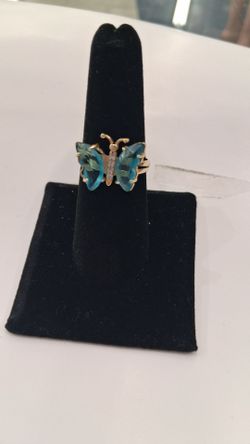 14 k Butterfly ring
