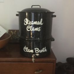 Large Clam Cooker