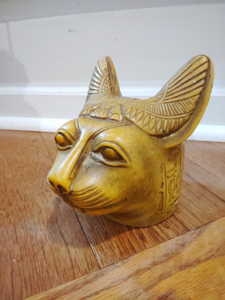 Replica Bastet Goddess head- Cat goddess - Egyptian Bastet for sale - home decor cat - Bastet statue - cat goddess
Replica Bastet Goddess head- Cat